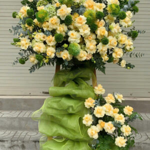 Kệ Hoa chúc mừng tone vàng xanh tại 1991FLOWER